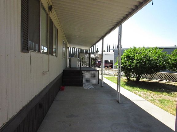 4th image of 250 E Las Palmas Ave #10