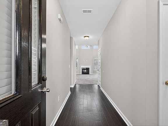 5th image of 3349 Alhambra Cir