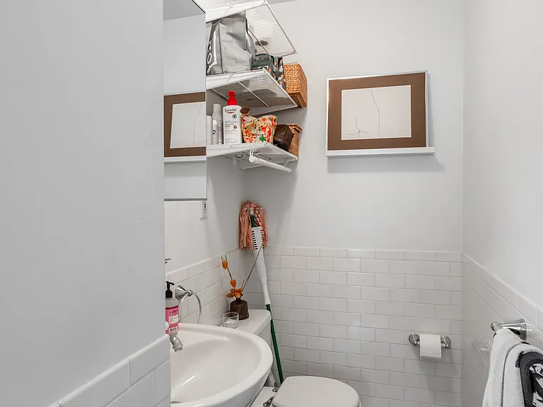 84 Green St #3 — Photo 8