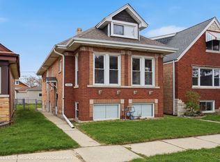 3820 Wesley Ave, Berwyn, IL 60402