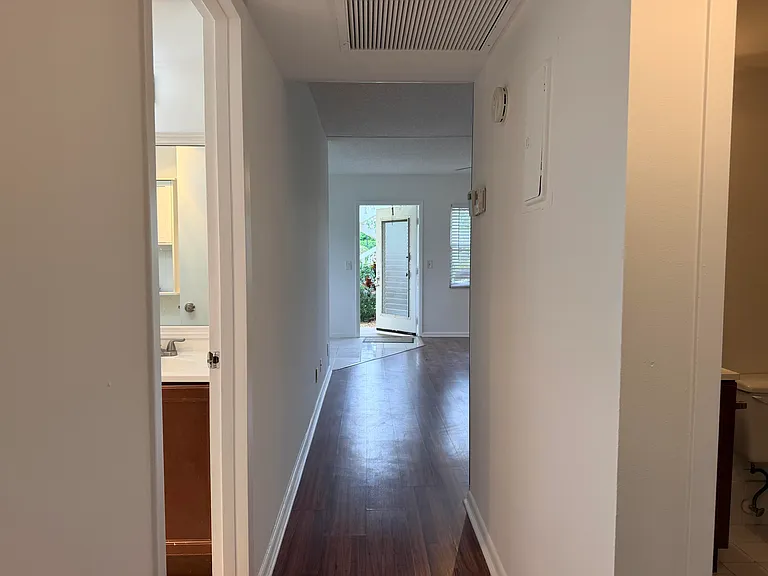 52 Dorset Dr #B — Photo 34