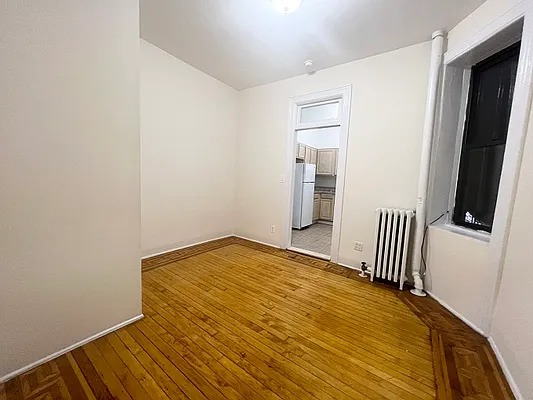 Rented by City Connections Realty | media 7