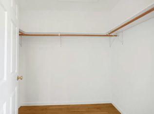 412B 1st St #B, Palisades Park, NJ 07650