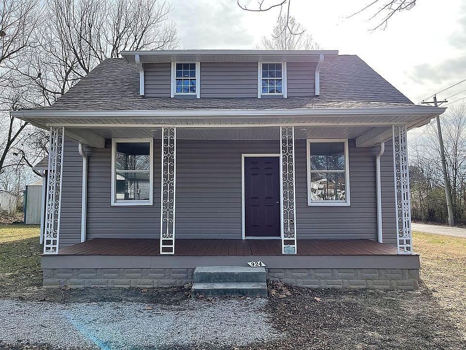 1st image of 924 Nickey St