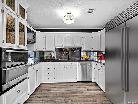 4th image of 7004 Windmill Ln