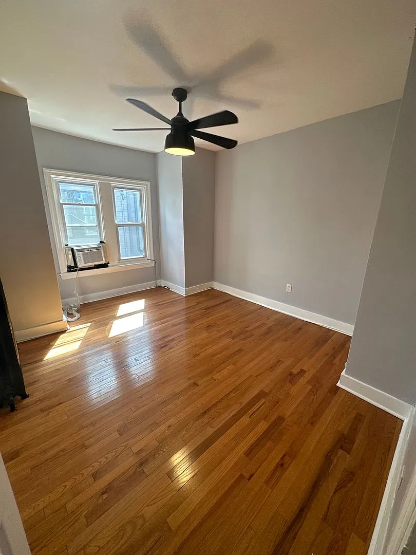 Walnut_5236 — Photo 3