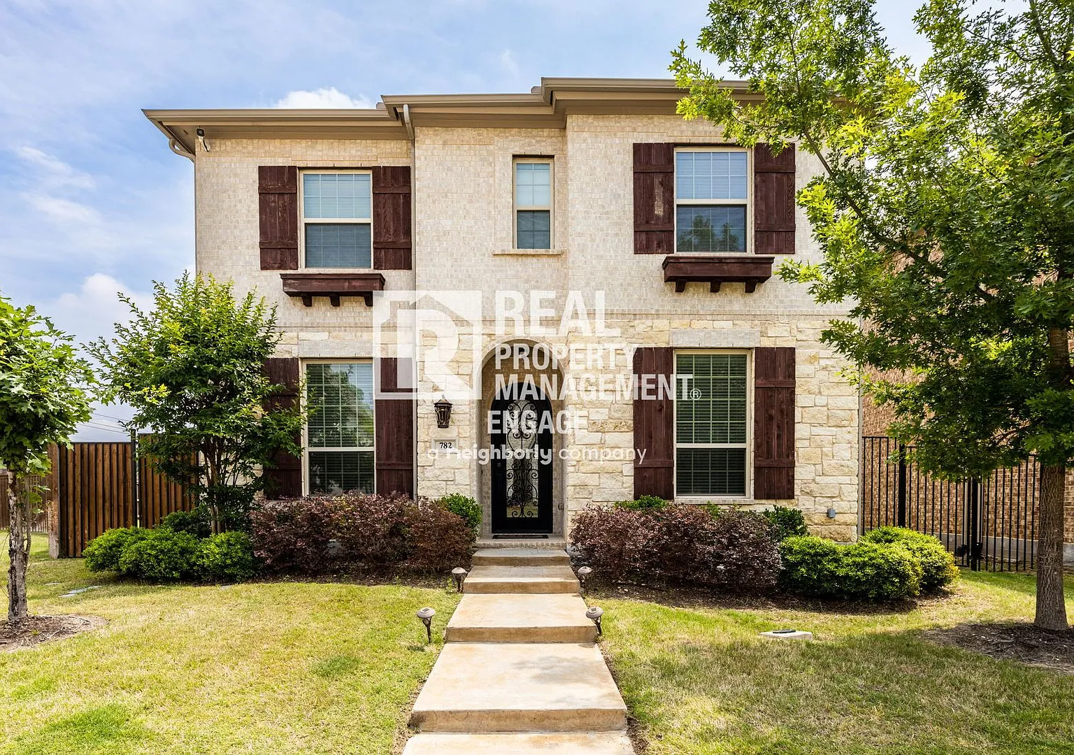 Spacious and Modern Cul-De-Sac Home in Coppell! — Photo 1