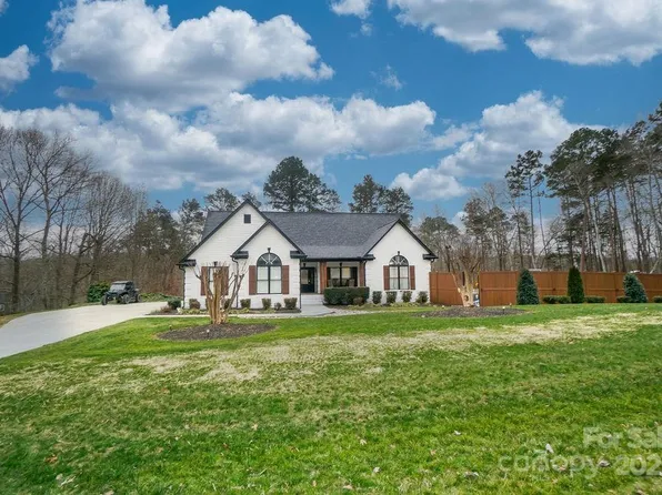 31934 Ameron Cir, Albemarle, NC 28001