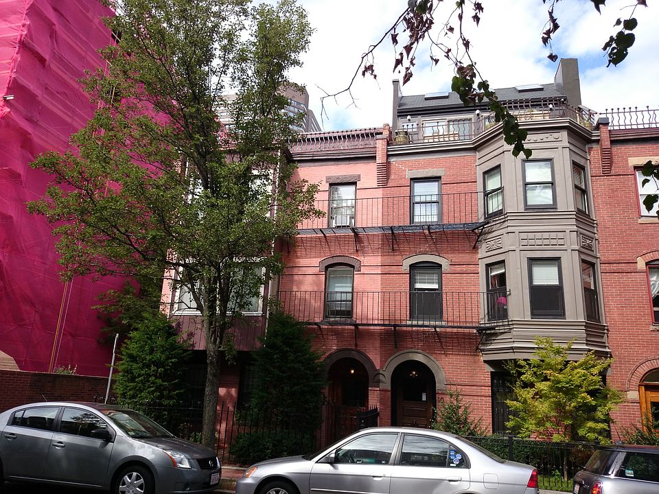 2nd image of 8 Follen St
