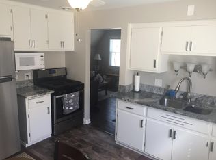 7221 38th Pl APT 3, Lyons, IL 60534