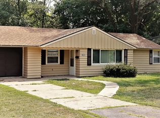 601 N Evanslawn Ave, Aurora, IL