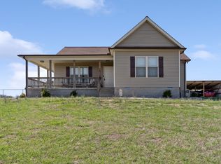 957 Jimtown Rd, Lafayette, TN 37083