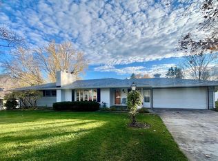 10 Roger Rd, Saint Cloud, MN 56301