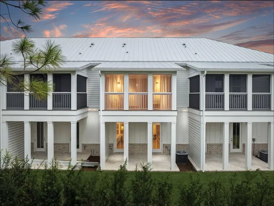 1st image of 45 Grove Townhomes Pl #104
