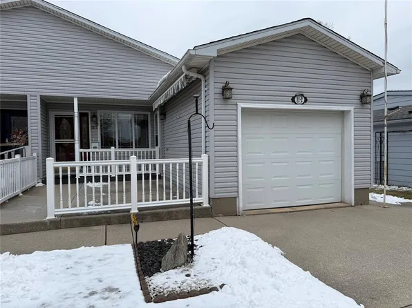 2 Stewart St #11, Strathroy Caradoc, ON N7G 3K8