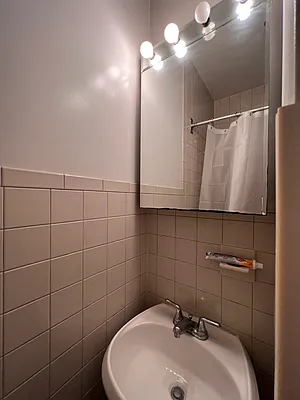 Rented by CITY SPHERE | media 8