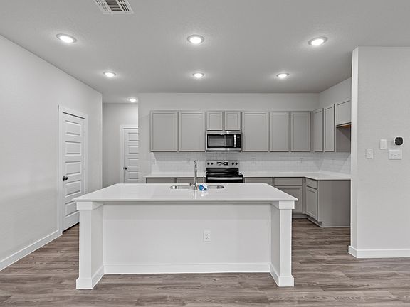 7th image of this home