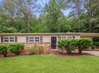 7112 Pineneedle Dr SW, Covington, GA 30014