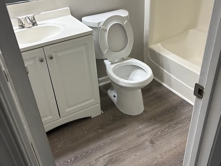 416 Chinaberry Ct — Photo 24