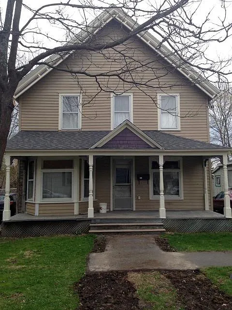 3 Corbett Ave