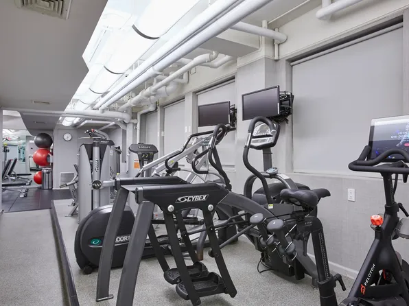 1111 Park Avenue image 22 of 24