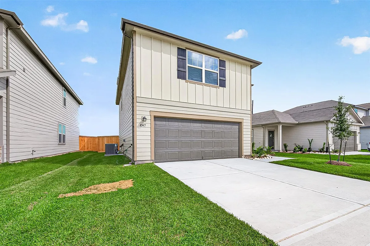 Building Photo - 8347 Vacek Crossing Way