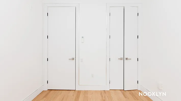 Rented by Nooklyn NYC LLC | media 4