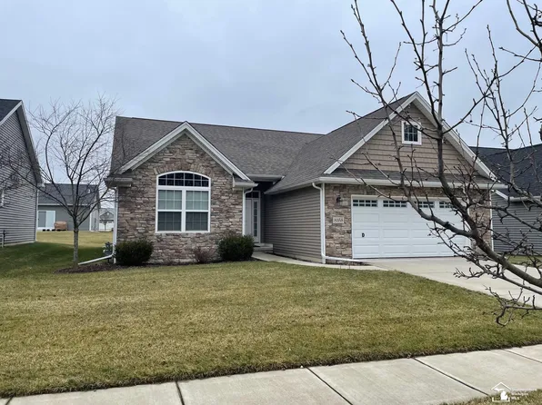 8355 Twin Creek Cir, Temperance, MI 48182