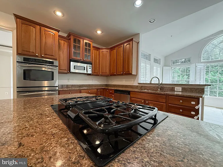 4415 Medallion Dr — Photo 16