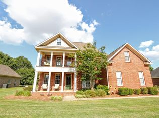 207 Harvesters Sq, Tupelo, MS 38801