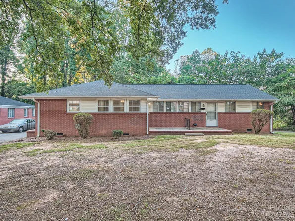 3025 Minnesota Rd, Charlotte, NC 28208