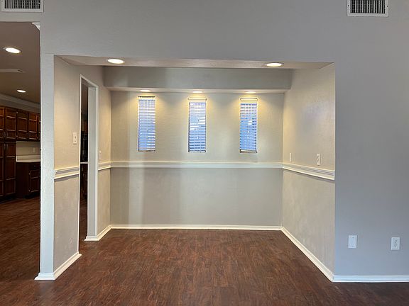 5th image of 2302 Statler Dr