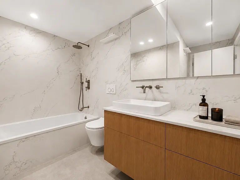 715 Park Ave #14B — Photo 6