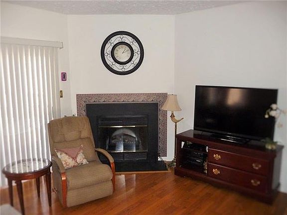Main Level Living Room