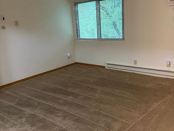 4th image of 1113 Macarthur Rd APT 8