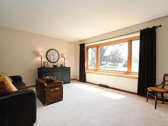 5th image of 14066 Putney Pl
