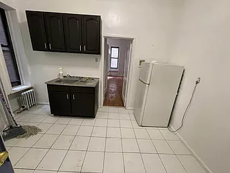 Rented by Best Apartments North Inc