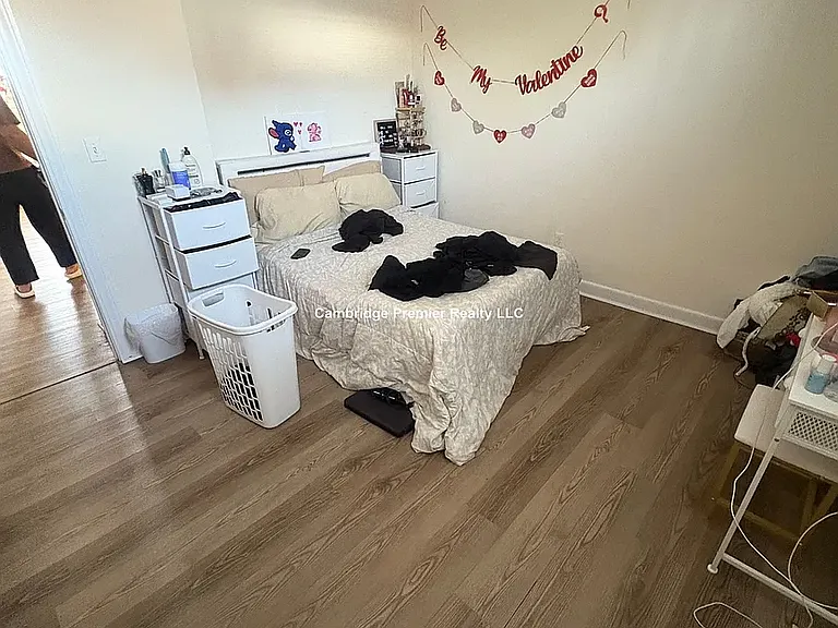 160 N Beacon St #2A — Photo 9