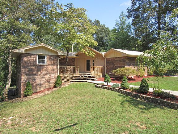 2nd image of 563 E Lakeshore Dr