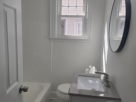 5th image of 29-31 Rich St #1