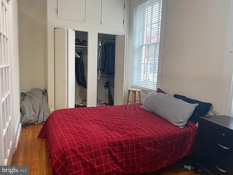 309 S 12th St #2F — Photo 10