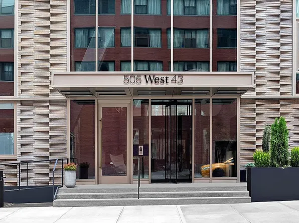 505 W 43rd St #10A, New York, NY 10036