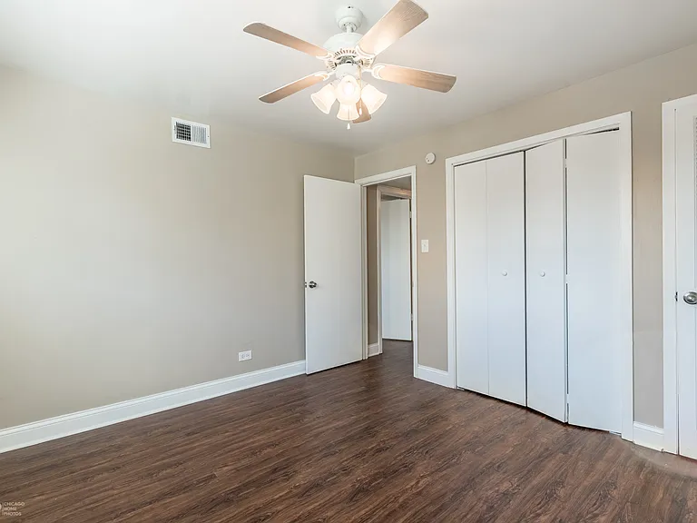 8237 S Drexel Ave #3E — Photo 10