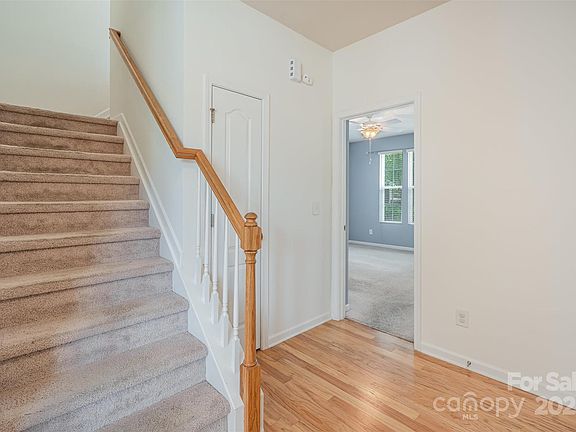 5th image of 9001 Lanark Ln