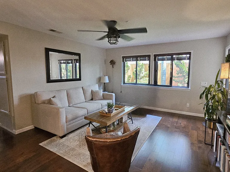 1002 El Prado #A — Photo 7