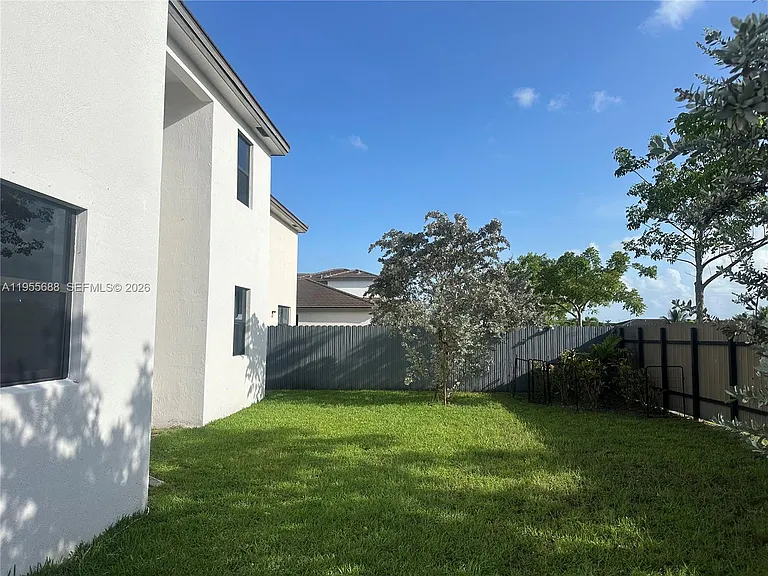 22634 SW 131st Pl — Photo 16