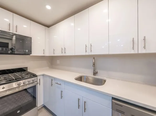 45 Sutton Pl Unit 15G, New York, NY 10022