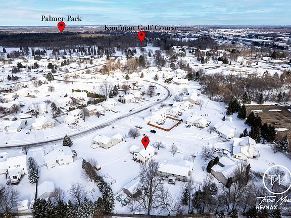 3rd image of 5424 Golfwood Ct SW