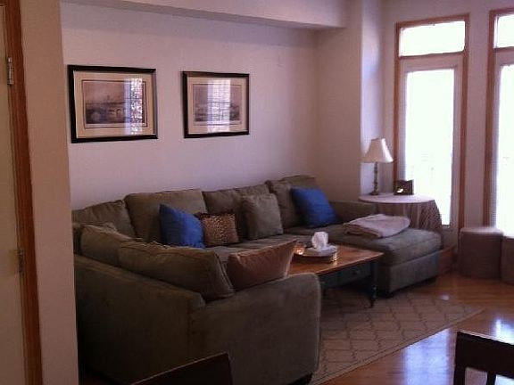 5th image of 1319 W Belmont Ave #2FF
