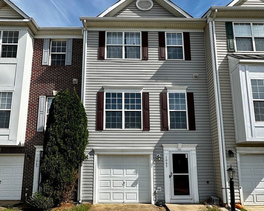1st image of 1065 Lake Pelham Dr